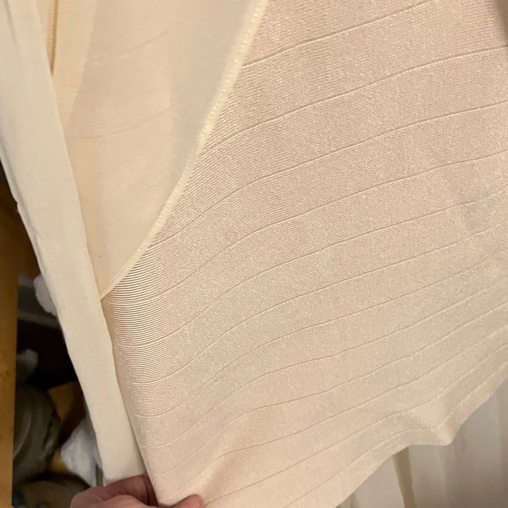 bebe Cream High Low Dress Sexy Fabulous Style Never Worn!!❤️ S Prom Formals - Picture 15 of 15